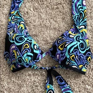 Kenneth Cole New York bathing suit top.